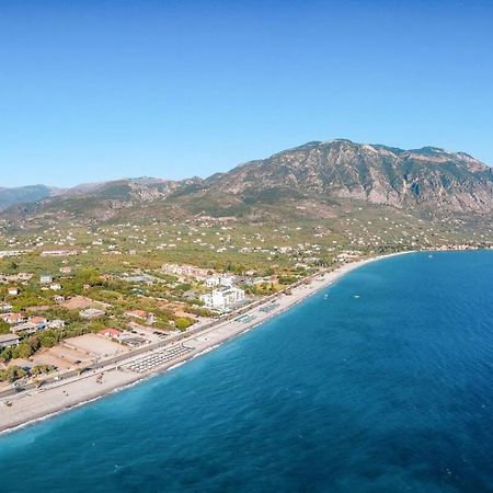 Kalamata'S Spacious Getaway-Taygetos Amazing View Екстер'єр фото