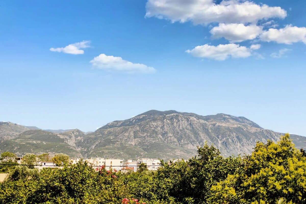Kalamata'S Spacious Getaway-Taygetos Amazing View Екстер'єр фото